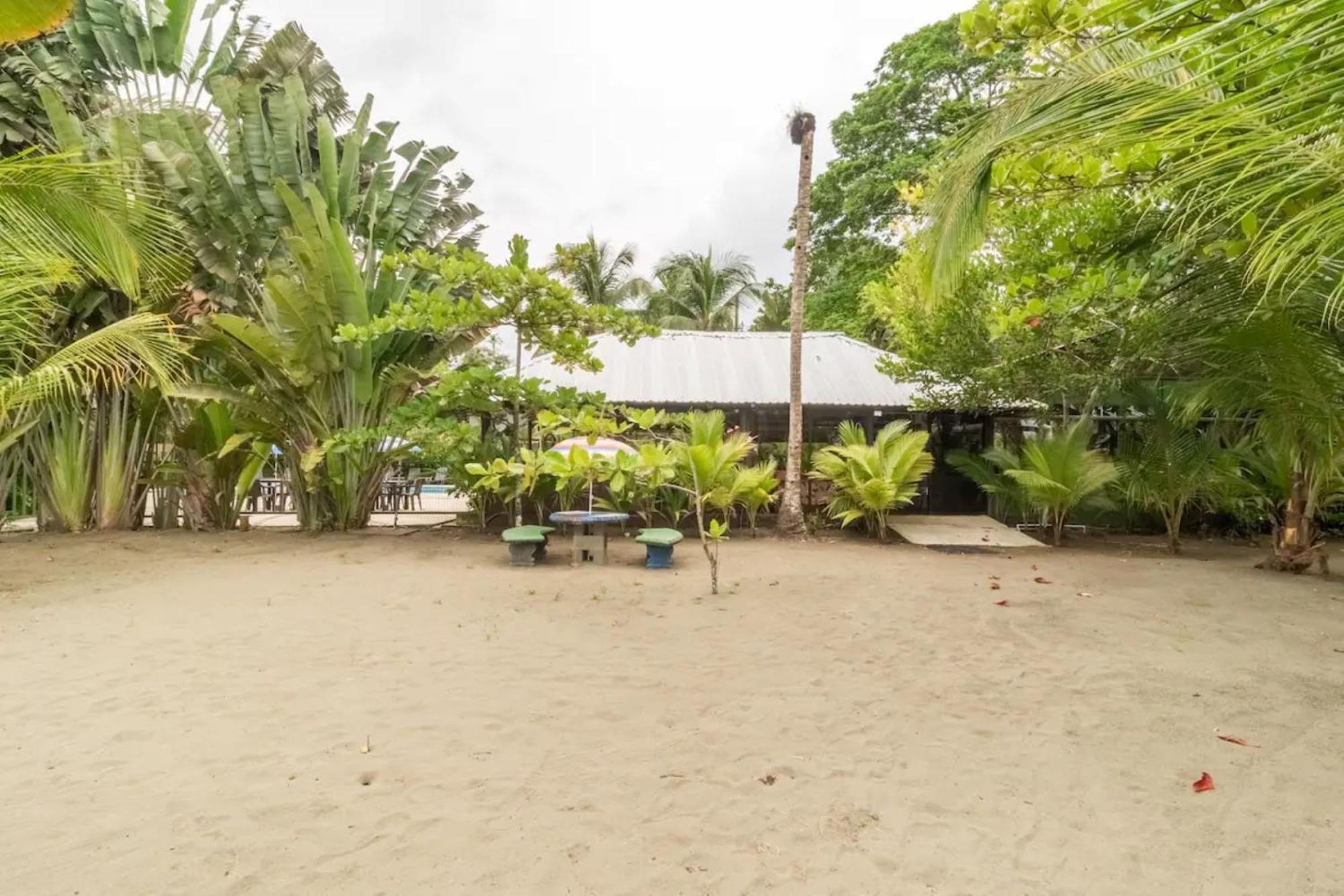 Hotel Playa Westfalia Puerto Limon Eksteriør bilde
